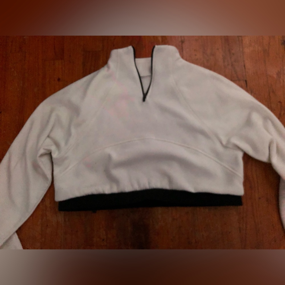 Long sleeve white crop top
